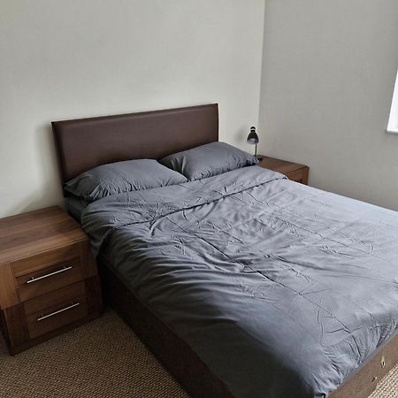 Bright Spacious Airy 2 Bed Flat Ealing Exterior foto